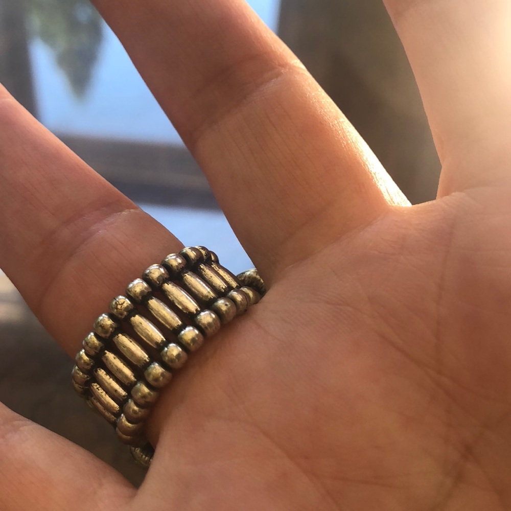 Ring - Picture 4 of 4